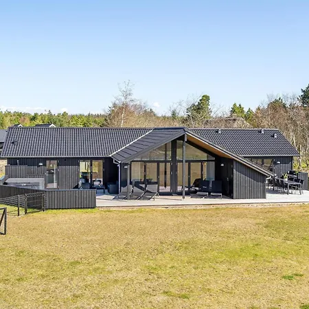 Awesome In Henne With Kitchen Henne Strand