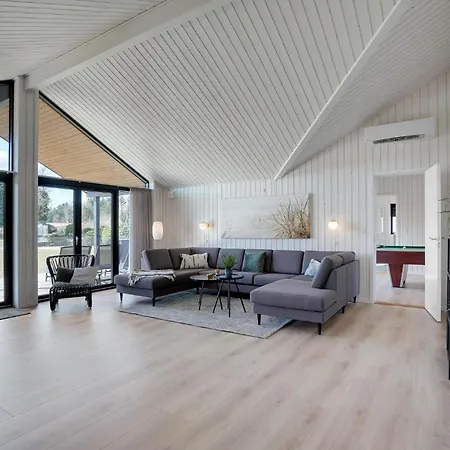 Holiday home Awesome In Henne With Kitchen