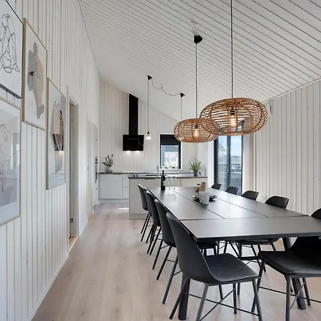 Awesome In Henne With Kitchen