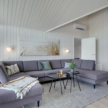 Awesome In Henne With Kitchen Henne Strand