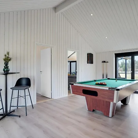 Awesome In Henne With Kitchen Holiday home *