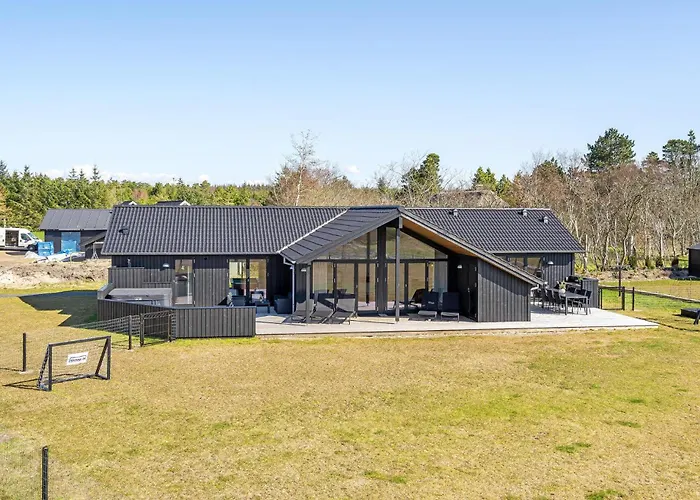 Awesome In Henne With Kitchen Henne Strand