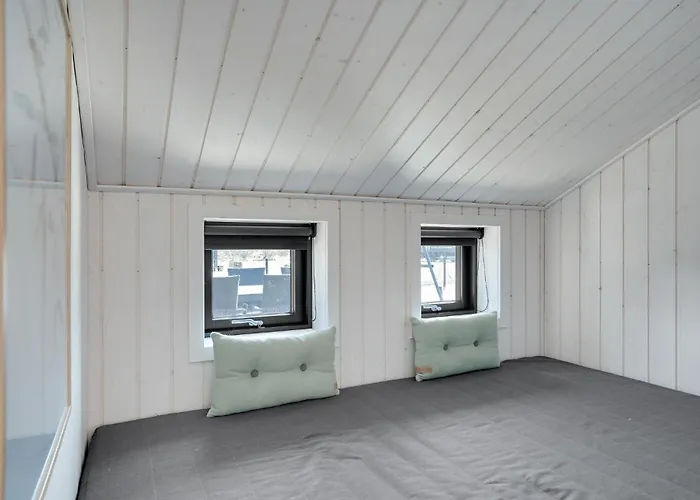 Holiday home Awesome In Henne With Kitchen